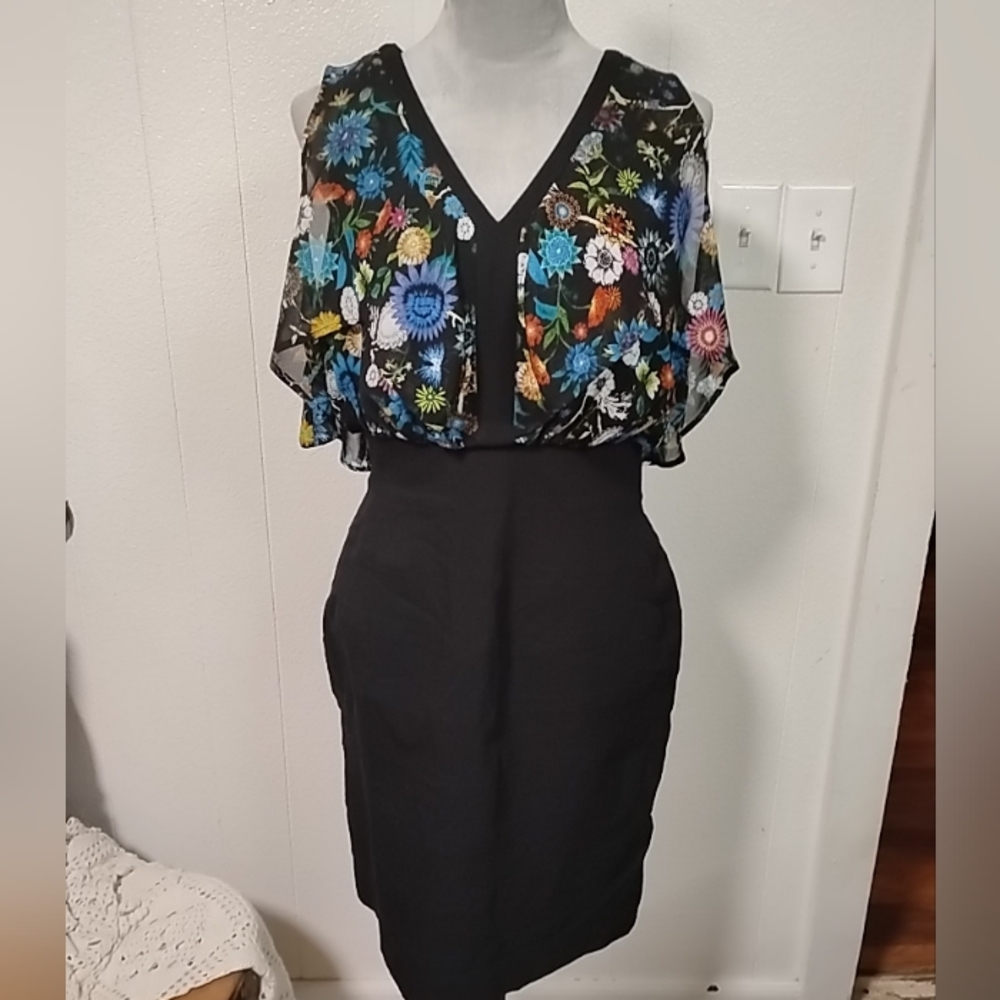 Nicole Miller Size 12 Black Floral Boho Chic Dress Romantic Artsy Feminine Sexy